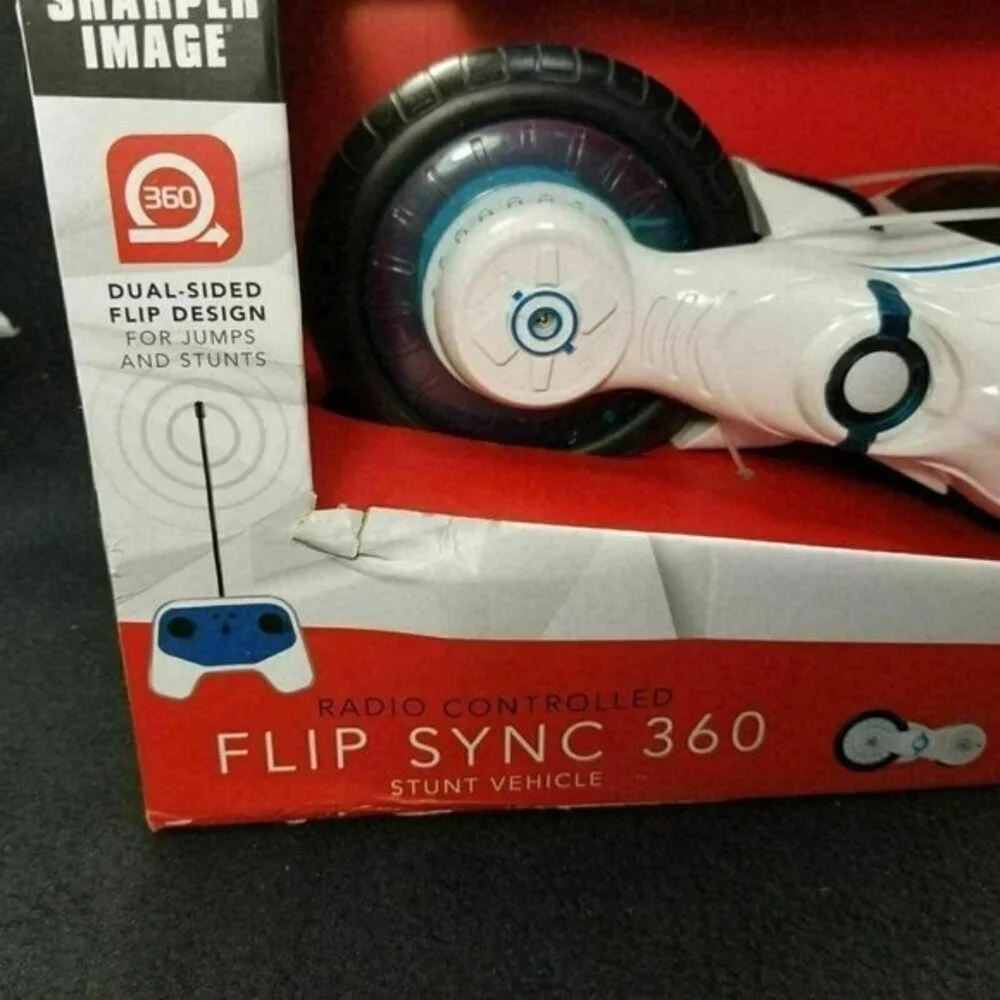 Sharper Image  RC Vehicle Radio Controlled‎ Flip Sync 360 Stunt LED Lights New